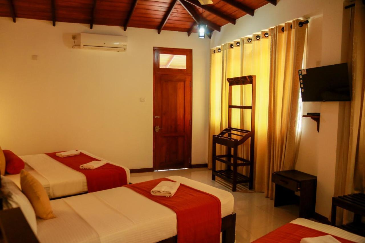 Queens Lodge Kandy Ngoại thất bức ảnh