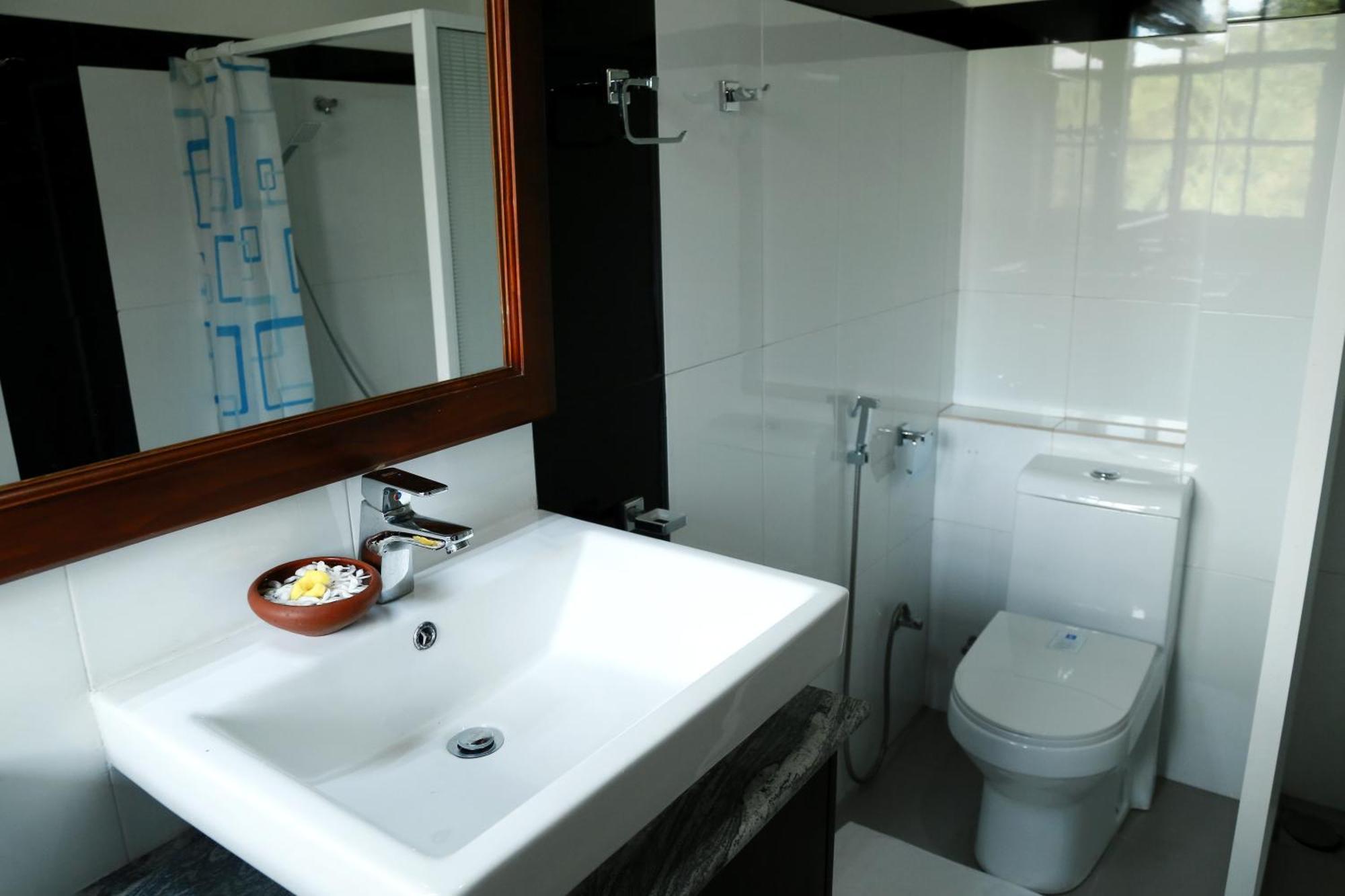 Queens Lodge Kandy Ngoại thất bức ảnh